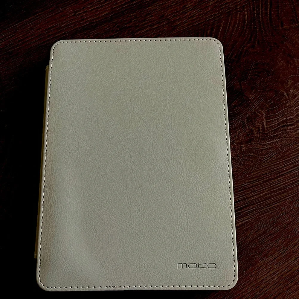 Kindle Holder - Soft Mint Green